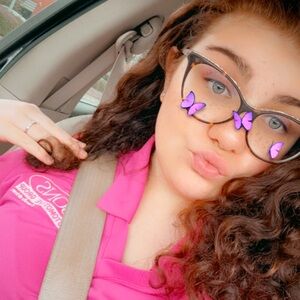 Meet your Posher, Colleen